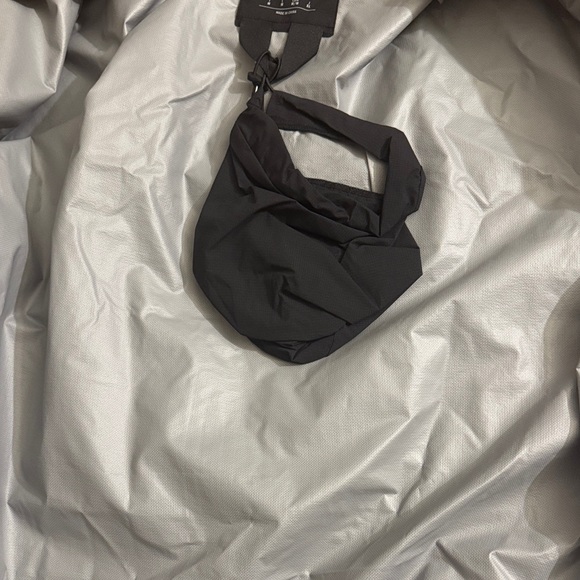 Adidas Myshelter R.R L RAIN.RDY Rain Jacket Men’s Size Medium NWT - Picture 4 of 8